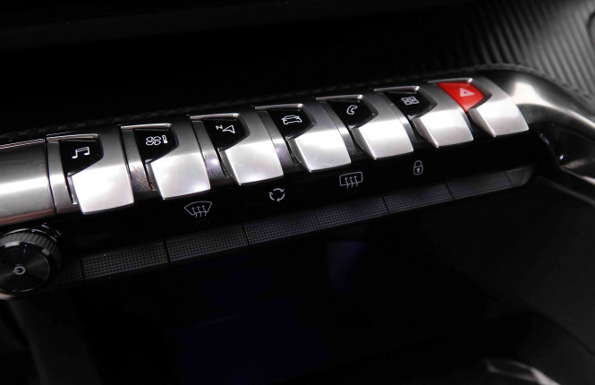 PEUGEOT_PEUGEOT_5008_2550740_15.jpg PEUGEOT_PEUGEOT_5008_2550740_15.jpg