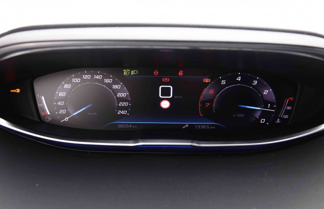 PEUGEOT_PEUGEOT_5008_2550740_16.jpg PEUGEOT_PEUGEOT_5008_2550740_16.jpg