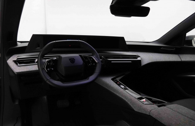 PEUGEOT_PEUGEOT_5008_2652145_7.jpg