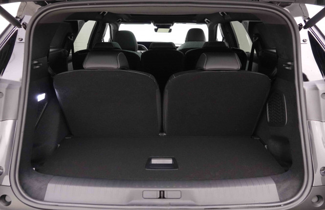 PEUGEOT_PEUGEOT_5008_2652325_5.jpg