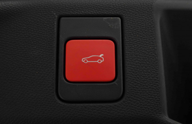 PEUGEOT_PEUGEOT_5008_2652687_6.jpg