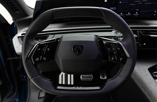 PEUGEOT_PEUGEOT_5008_2652687_9.jpg