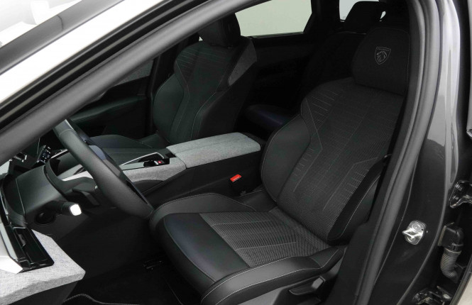 PEUGEOT_PEUGEOT_5008_2652743_7.jpg