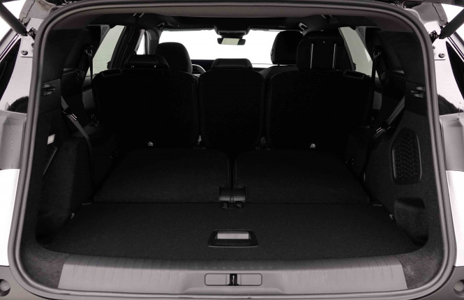 PEUGEOT_PEUGEOT_5008_2653285_5.jpg