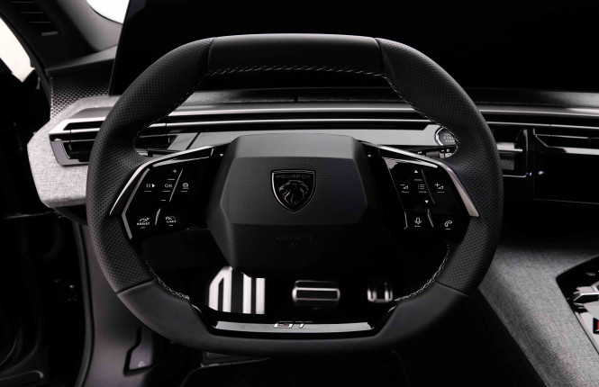 PEUGEOT_PEUGEOT_5008_2653289_9.jpg