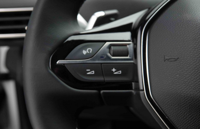 PEUGEOT_PEUGEOT_5008_2653499_15.jpg