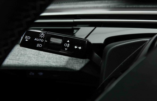 PEUGEOT_PEUGEOT_5008_2653566_17.jpg
