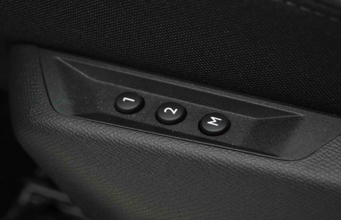 PEUGEOT_PEUGEOT_5008_2653566_23.jpg