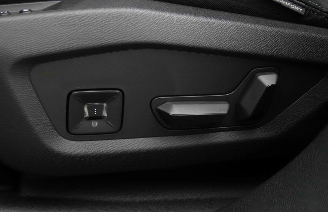 PEUGEOT_PEUGEOT_5008_2653566_24.jpg