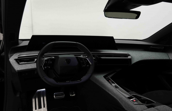PEUGEOT_PEUGEOT_5008_2653566_8.jpg