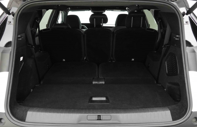 PEUGEOT_PEUGEOT_5008_2653817_5.jpg PEUGEOT_PEUGEOT_5008_2653817_5.jpg