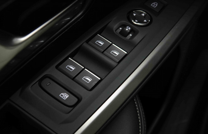 PEUGEOT_PEUGEOT_5008_2654164_20.jpg PEUGEOT_PEUGEOT_5008_2654164_20.jpg