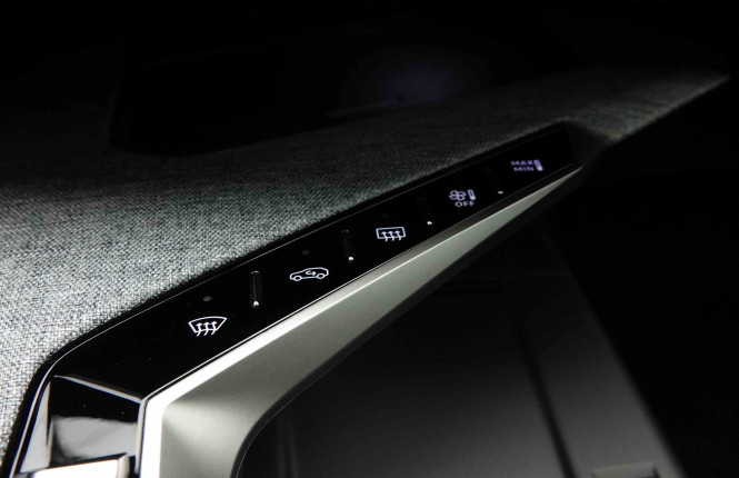 PEUGEOT_PEUGEOT_5008_2654361_14.jpg