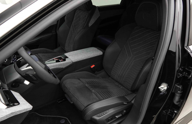 PEUGEOT_PEUGEOT_5008_2654361_7.jpg