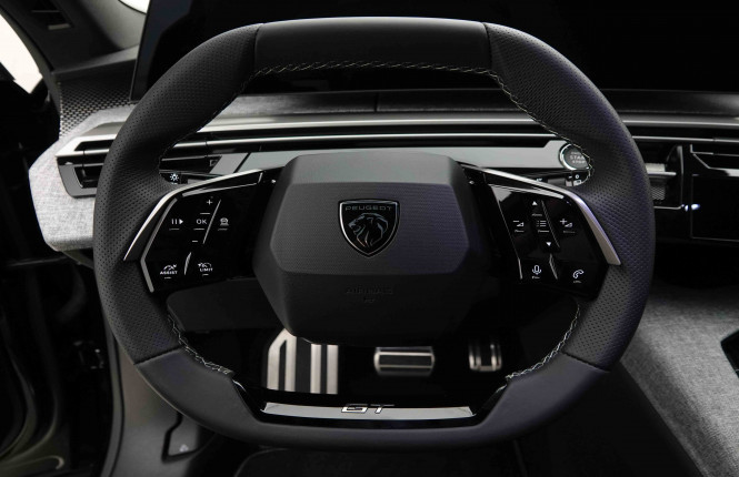 PEUGEOT_PEUGEOT_5008_2654361_9.jpg