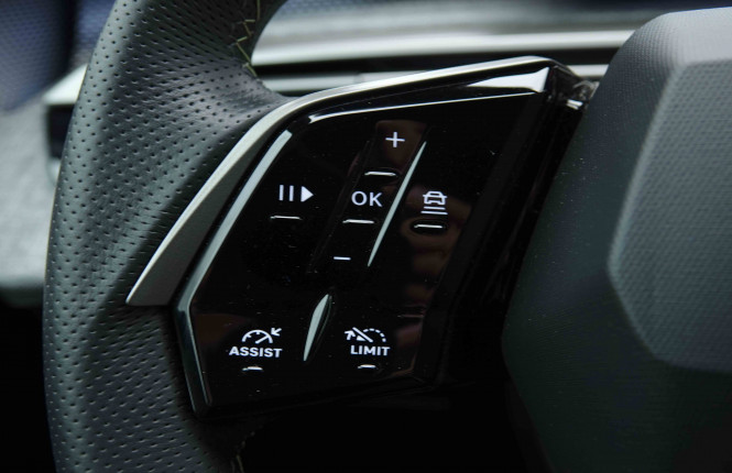 PEUGEOT_PEUGEOT_5008_2654418_19.jpg