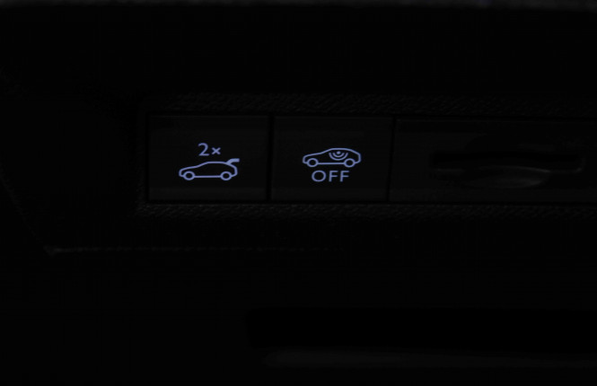 PEUGEOT_PEUGEOT_5008_2654418_21.jpg