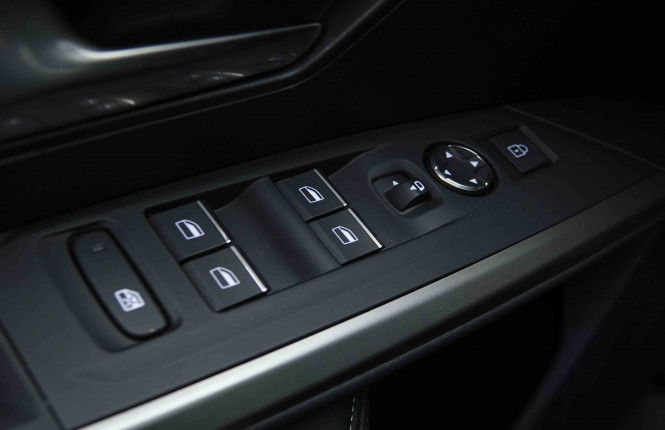 PEUGEOT_PEUGEOT_5008_2654418_22.jpg