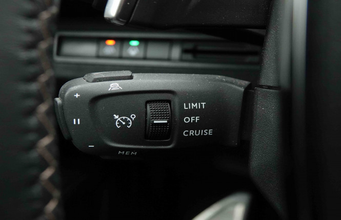 PEUGEOT_PEUGEOT_5008_2654578_19.jpg
