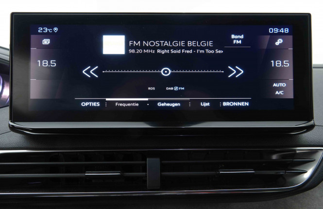 PEUGEOT_PEUGEOT_5008_2654775_11.jpg