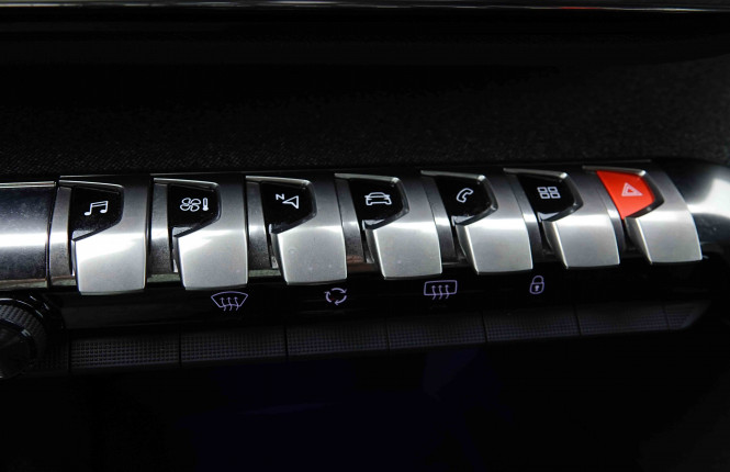 PEUGEOT_PEUGEOT_5008_2655052_14.jpg