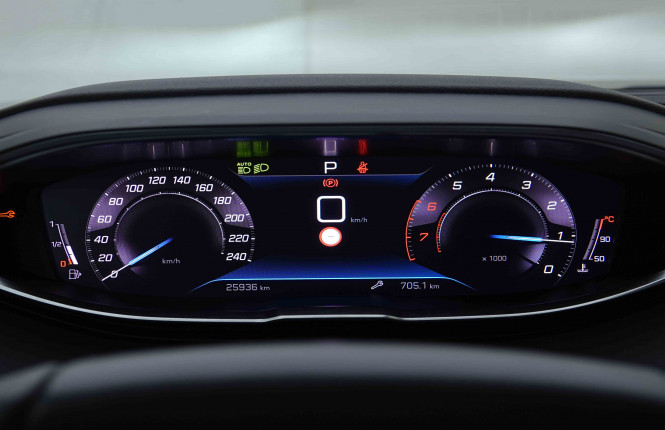 PEUGEOT_PEUGEOT_5008_2655052_15.jpg