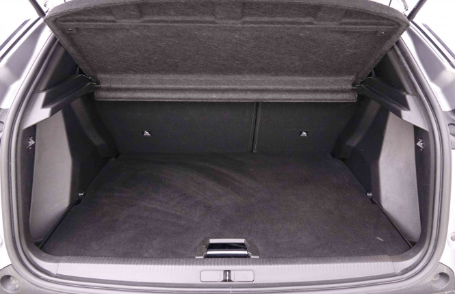 PEUGEOT_PEUGEOT_E_2008_2549029_5.jpg