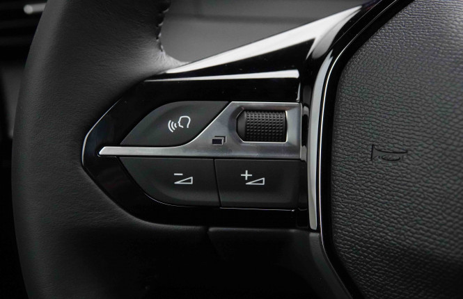 PEUGEOT_PEUGEOT_E_2008_2652306_18.jpg PEUGEOT_PEUGEOT_E_2008_2652306_18.jpg