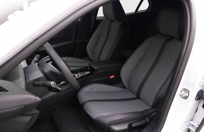 PEUGEOT_PEUGEOT_E_2008_2652306_6.jpg PEUGEOT_PEUGEOT_E_2008_2652306_6.jpg