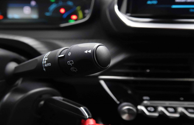 PEUGEOT_PEUGEOT_E_2008_2652307_16.jpg PEUGEOT_PEUGEOT_E_2008_2652307_16.jpg