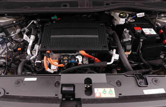 PEUGEOT_PEUGEOT_E_208_2550759_22.jpg