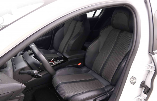 PEUGEOT_PEUGEOT_E_208_2551111_6.jpg PEUGEOT_PEUGEOT_E_208_2551111_6.jpg