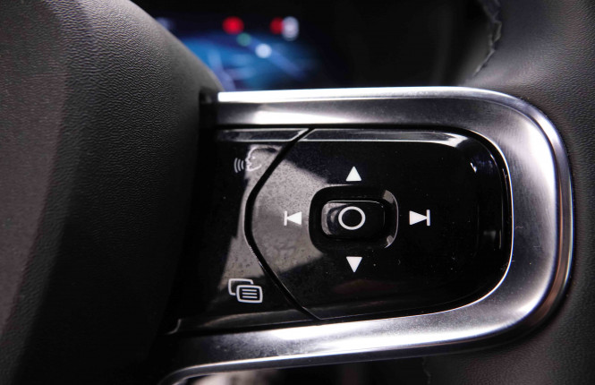 POLESTAR_POLESTAR_2_2550918_20.jpg POLESTAR_POLESTAR_2_2550918_20.jpg