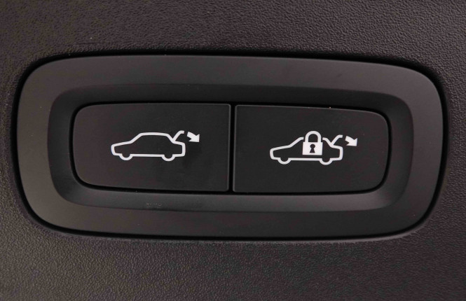 POLESTAR_POLESTAR_2_2652815_6.jpg POLESTAR_POLESTAR_2_2652815_6.jpg