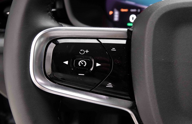 POLESTAR_POLESTAR_2_2653161_17.jpg