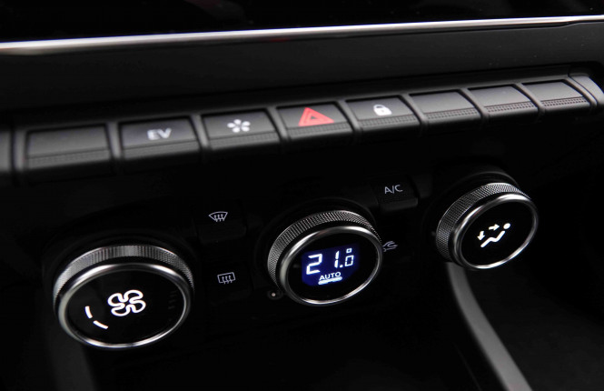 RENAULT_RENAULT_ARKANA_2551382_13.jpg RENAULT_RENAULT_ARKANA_2551382_13.jpg