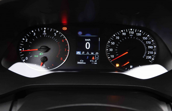 RENAULT_RENAULT_CAPTUR_2550723_14.jpg