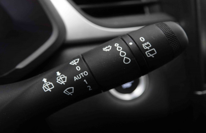 RENAULT_RENAULT_CAPTUR_2550723_16.jpg