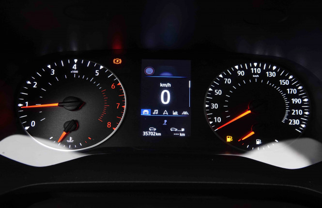 RENAULT_RENAULT_CAPTUR_2550726_14.jpg RENAULT_RENAULT_CAPTUR_2550726_14.jpg