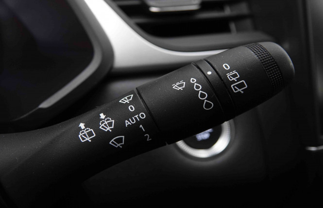 RENAULT_RENAULT_CAPTUR_2550729_16.jpg