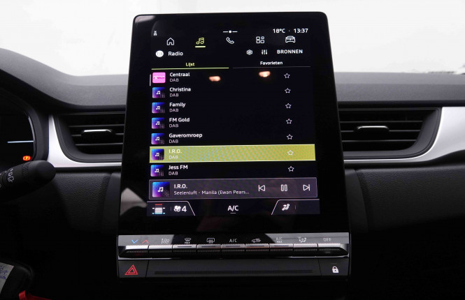 RENAULT_RENAULT_CAPTUR_2550846_11.jpg RENAULT_RENAULT_CAPTUR_2550846_11.jpg