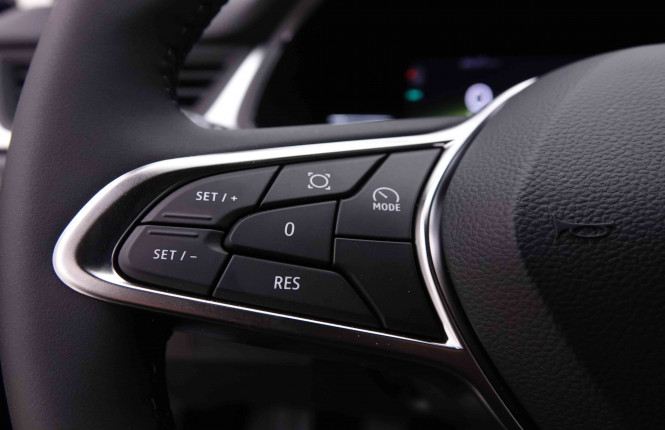 RENAULT_RENAULT_CAPTUR_2550847_17.jpg RENAULT_RENAULT_CAPTUR_2550847_17.jpg