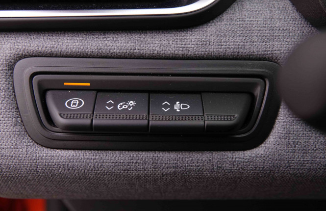 RENAULT_RENAULT_CLIO_2547534_8.jpg
