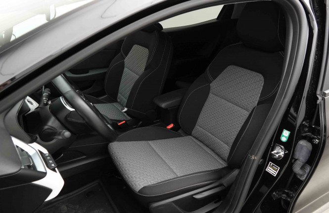 RENAULT_RENAULT_CLIO_2653739_6.jpg RENAULT_RENAULT_CLIO_2653739_6.jpg