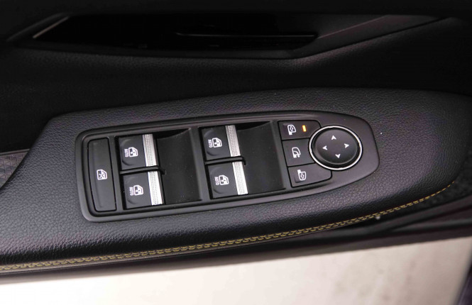 RENAULT_RENAULT_MEGANE_2549098_21.jpg