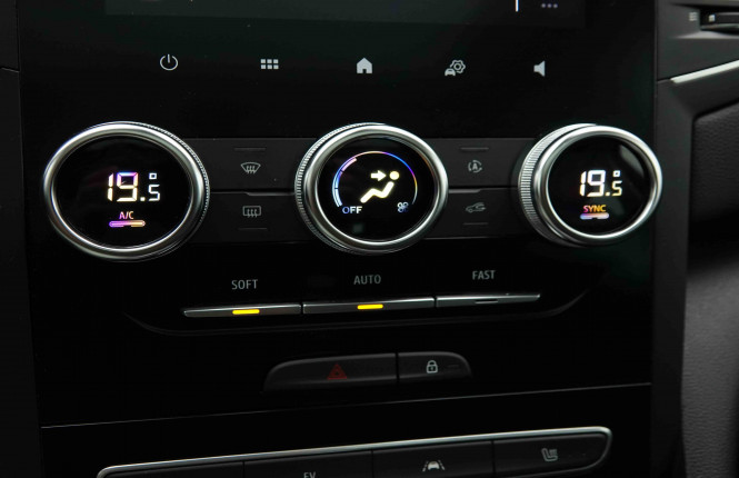 RENAULT_RENAULT_MEGANE_2654480_12.jpg RENAULT_RENAULT_MEGANE_2654480_12.jpg