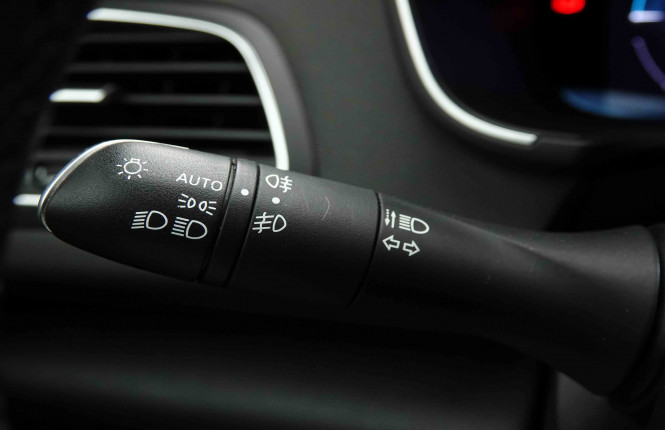 RENAULT_RENAULT_MEGANE_2654480_15.jpg RENAULT_RENAULT_MEGANE_2654480_15.jpg