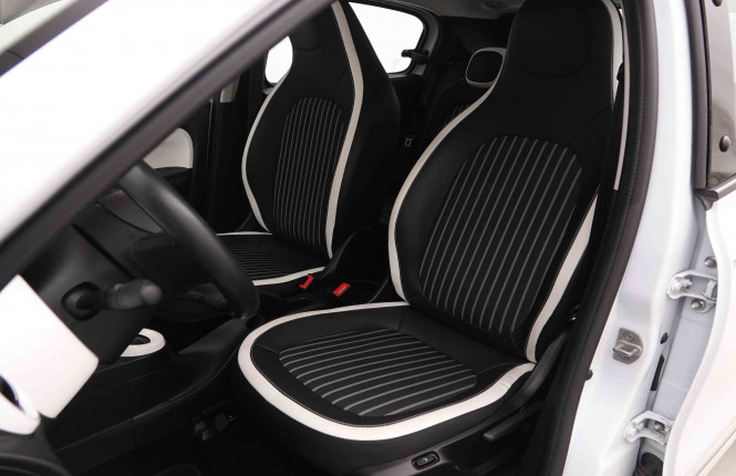 RENAULT_RENAULT_TWINGO_2549348_6.jpg