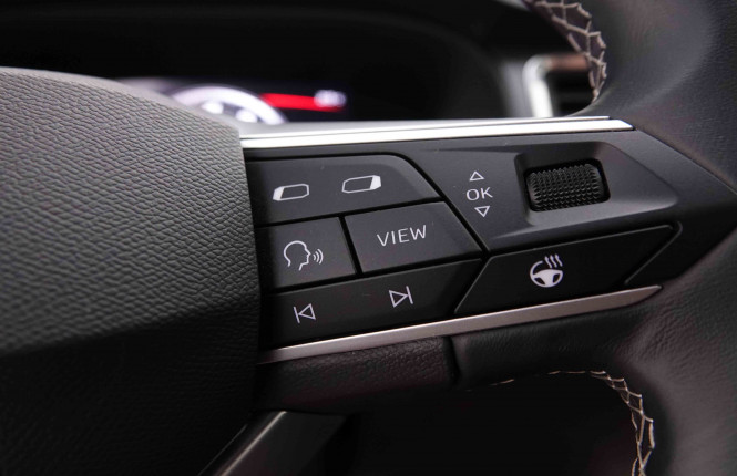SEAT_SEAT_ATECA_2548871_18.jpg