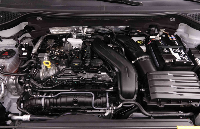 SEAT_SEAT_ATECA_2548871_21.jpg